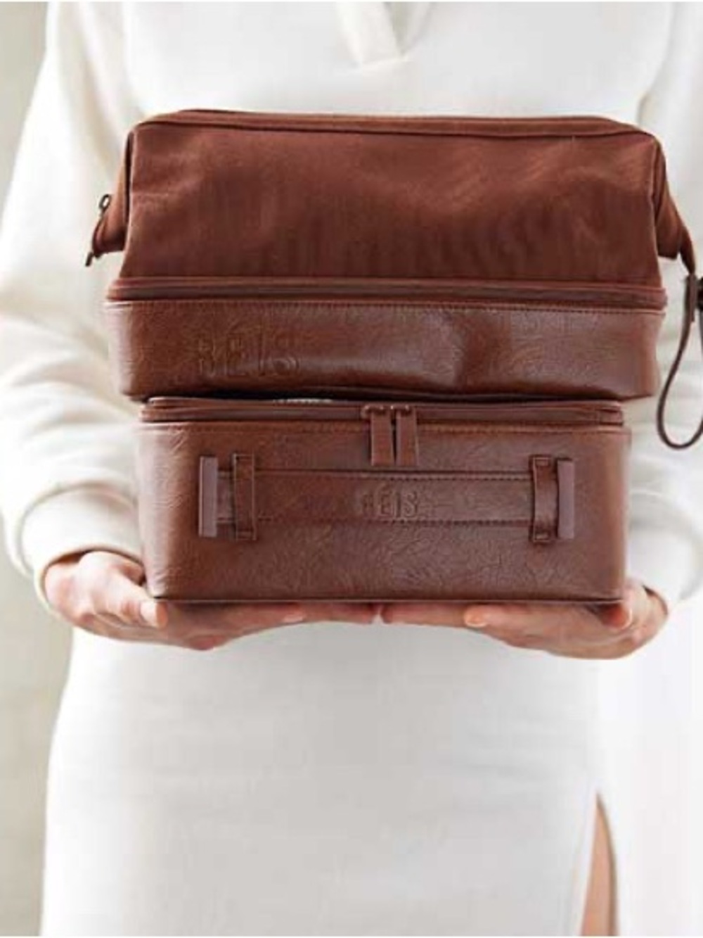 BEIS Cosmetic Case in Maple - Picture 3 of 6